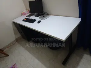 গেমিং টেবিল