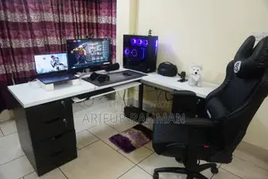 গেমিং টেবিল
