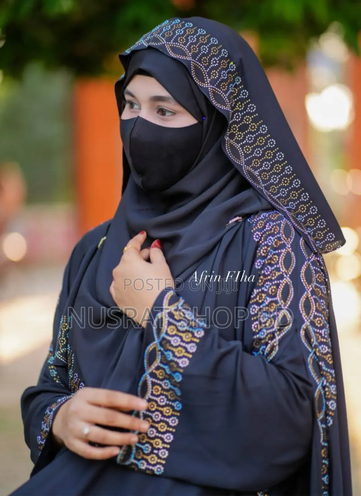 Sehzadi Abaya
Dubai Cherry Fabric
