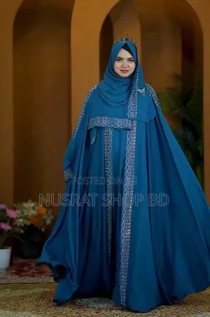 Sehzadi Abaya
Dubai Cherry Fabric