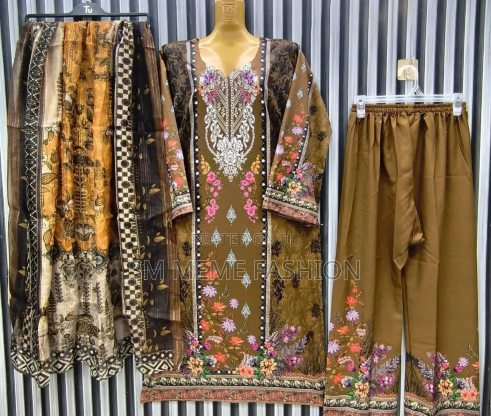 প্রিমিয়াম দুবাই সফট সিল্ক থ্রি-পিস