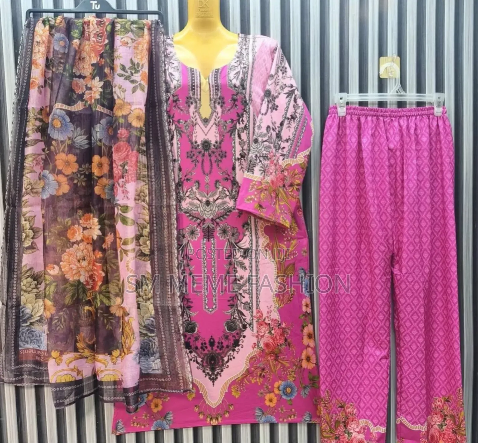 প্রিমিয়াম দুবাই সফট সিল্ক থ্রি-পিস