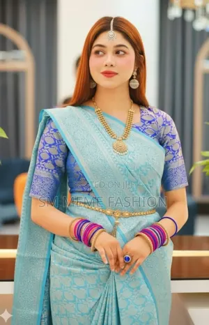 সিল্ক কাতান শাড়ি সাথে ব্লাউজ পিস
