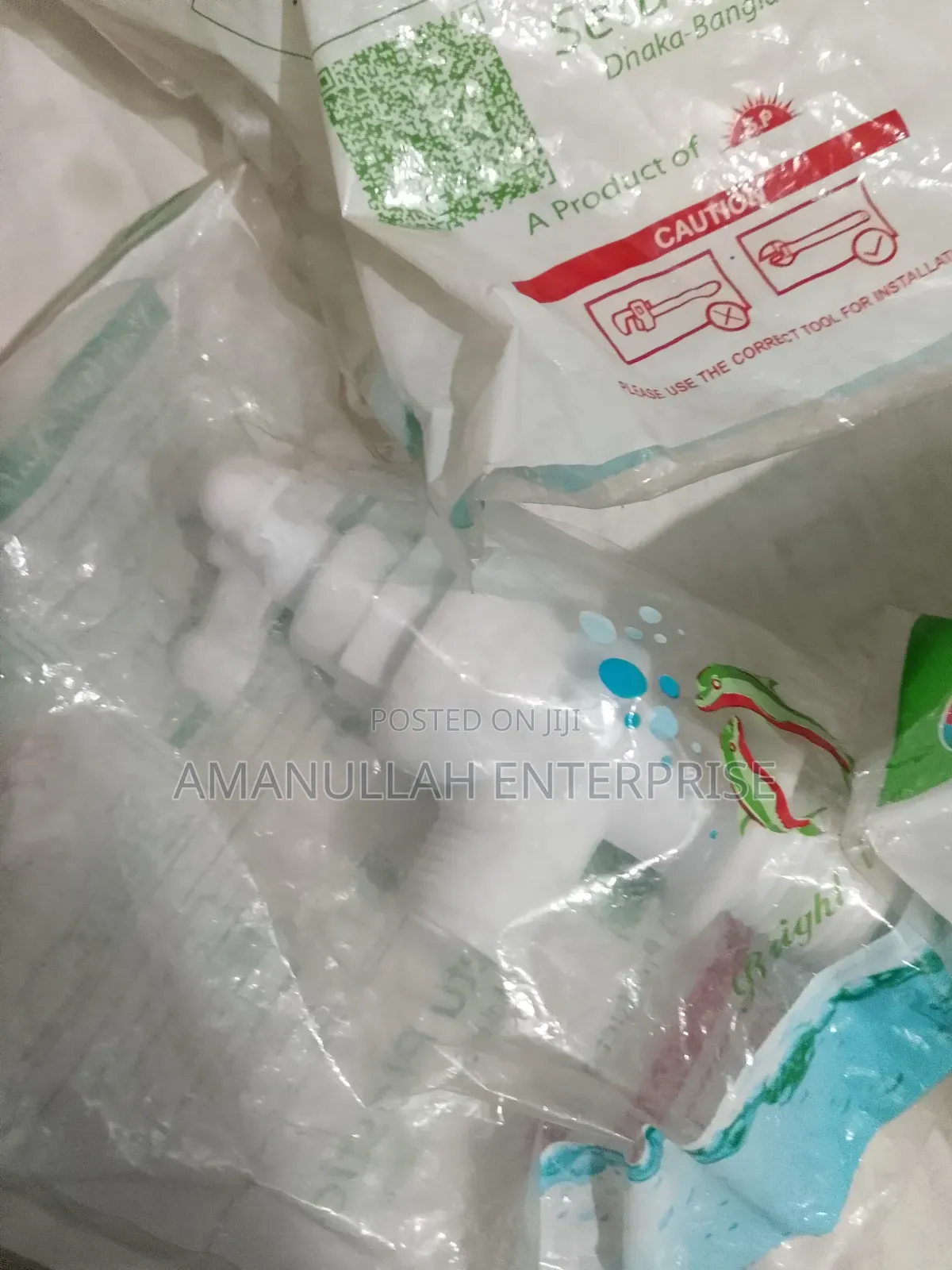 প্লাস্টিক অ্যাঙ্গেল ভালভ ফর ওয়াটার ট্যাপ