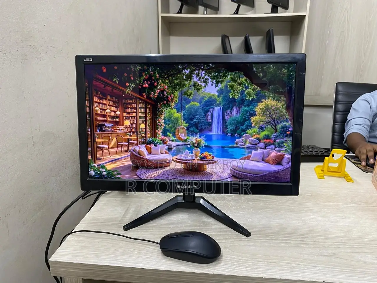 Esonic 19"Inch Led Wide Srceen Full Fresh Monitor