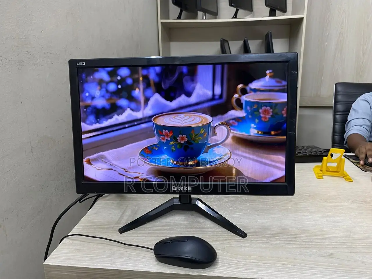Esonic 19"Inch Led Wide Srceen Full Fresh Monitor