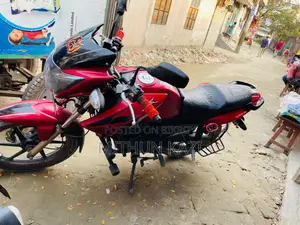 TVS Apache RTR 160 2V 2017 Red