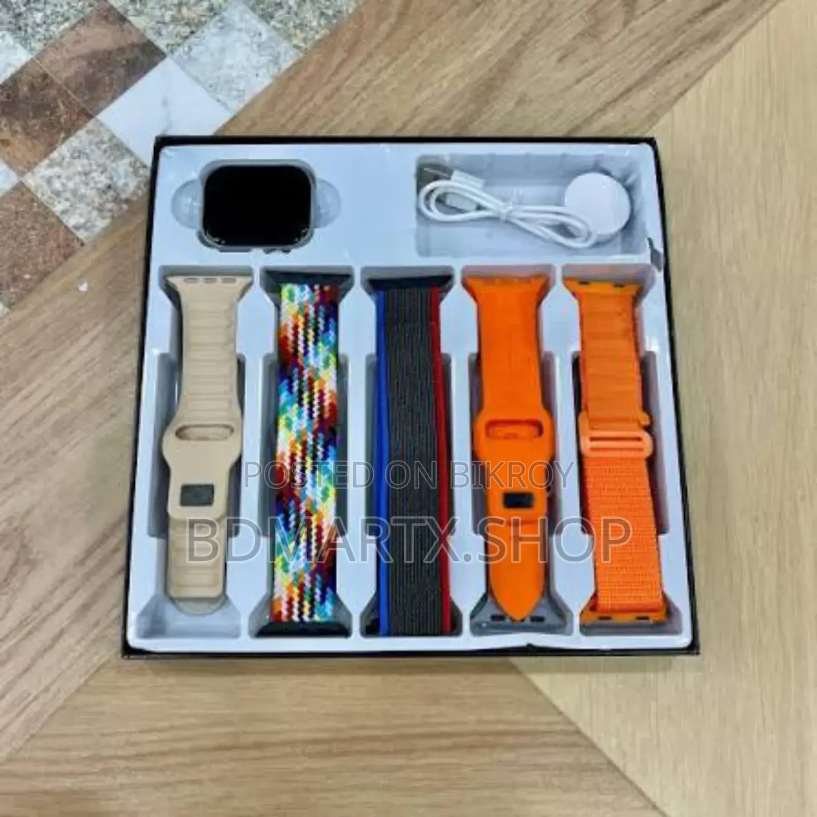 W10 Smart Watch with 10 Straps