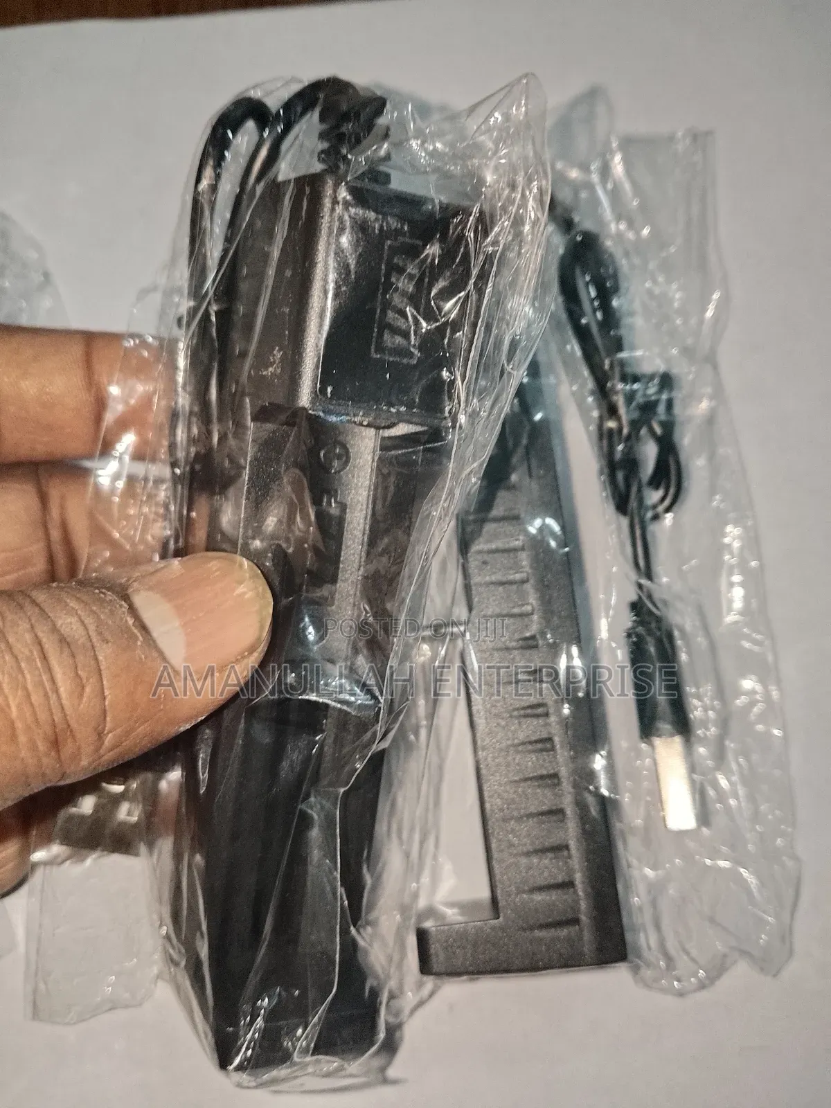 ১৮৬৫০ ব্যাটারির জন্য ইউনিভার্সাল সিঙ্গেল-স্লট ইউএসবি ব্যাটারি চার্জার