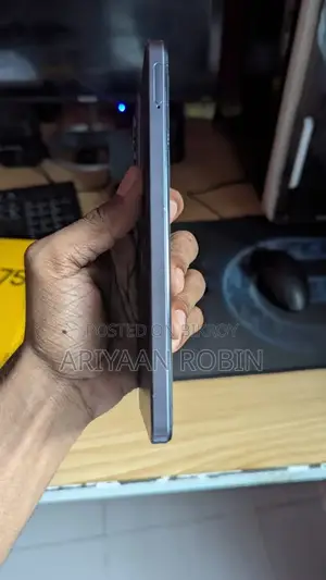 Realme C75 128 GB Black