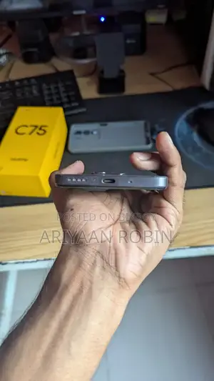 Realme C75 128 GB Black