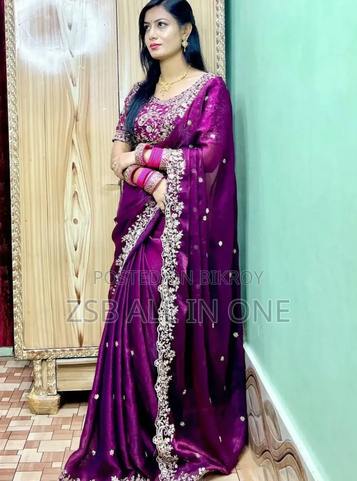 Viral Sharee Stunning sequence and embroidery work all over the saree