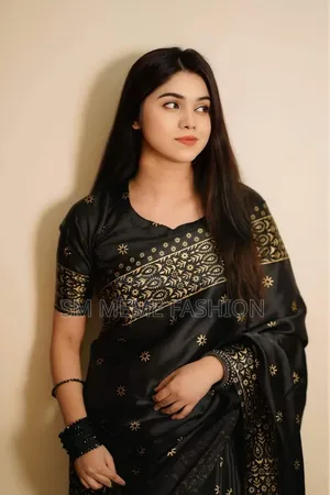 Japanese Silk Saree With Blouse Piece