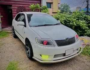 Toyota Corolla 2004 White