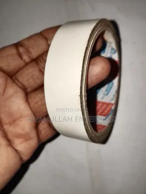 ডাবল-সাইডেড গাম টেপ শক্তিশালী মাল্টি-পারপাস আঠালো টেপ ০২ পিস