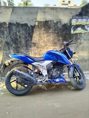 New TVS Apache 160 4V 2020 Blue