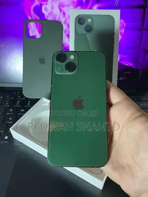 Apple iPhone 13 128 GB Green