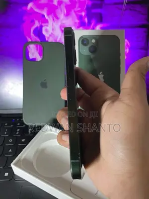 Apple iPhone 13 128 GB Green