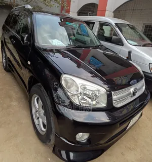 Toyota RAV4 1.8 2004 কালো