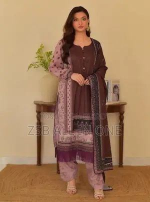 Readymade Three Piece with Digital Print and Lace Work Design