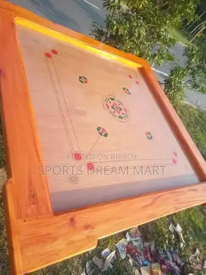ক্যারাম বোর্ড