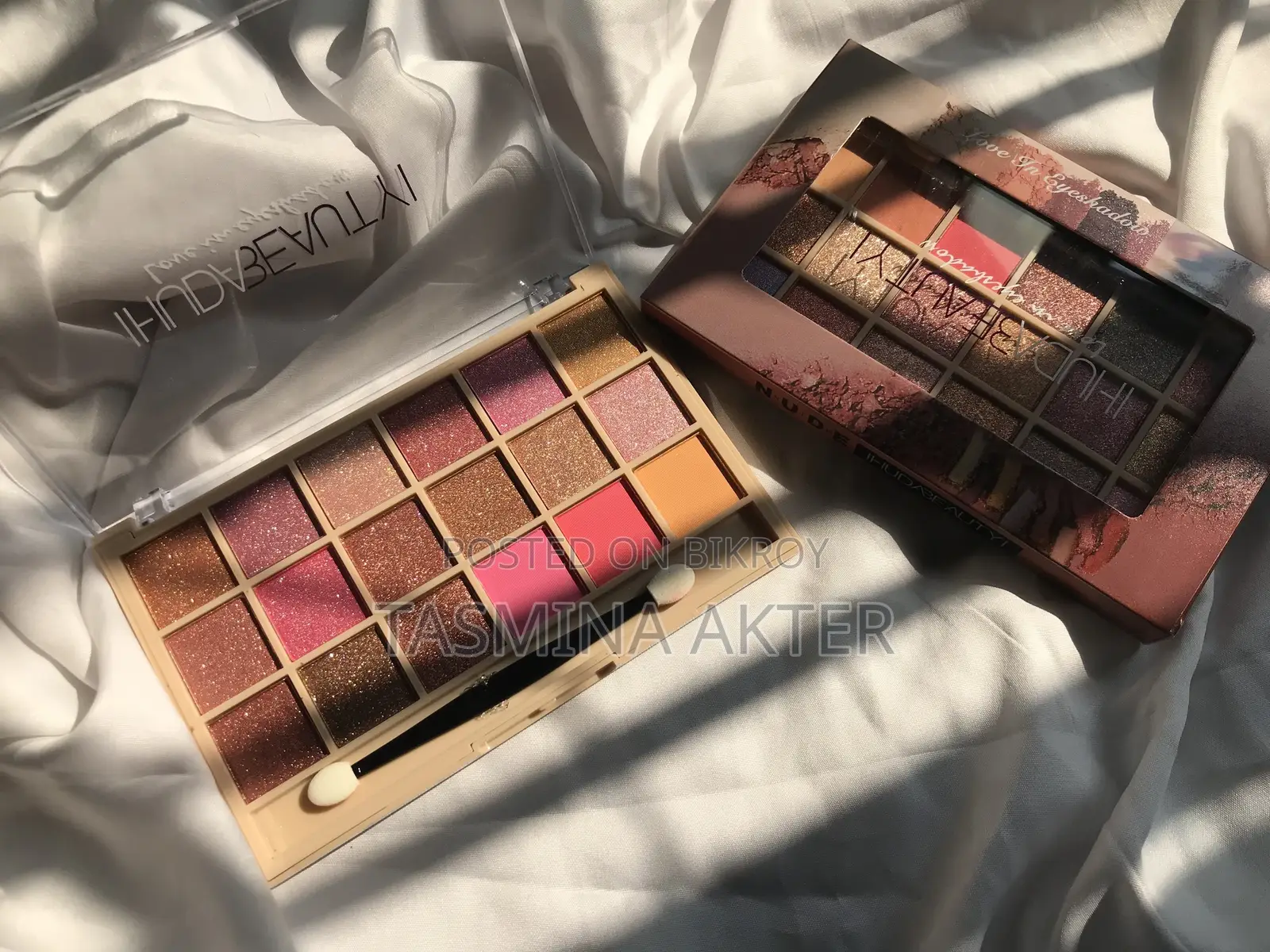 18 Color Eyeshadow Palette