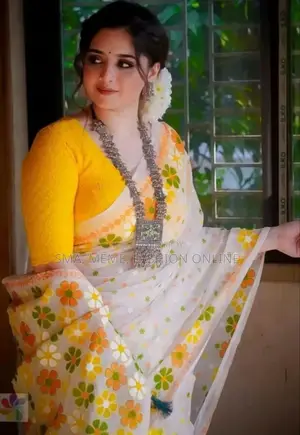 স্কিন প্রিন্ট রেশমি সিল্ক শাড়ি উইথ ব্লাউজ পিস