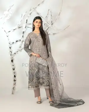 Luxury Organza Pakistani Four Pieces