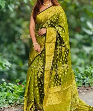 সফট সিল্ক কাতান শাড়ি