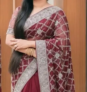 গরজিয়াস জোজেট শাড়ি ও ব্লাউজ