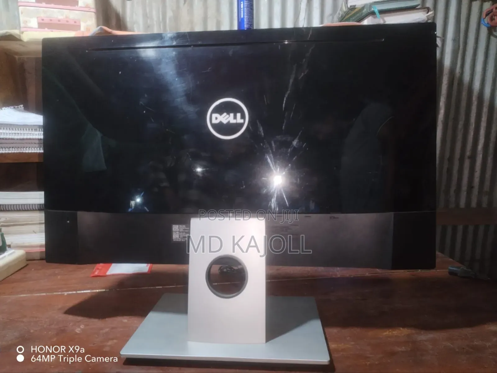 Monitor Sale Post