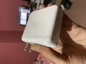 Original Apple 67W USB-C Power Adapter (MacBook Pro M1)