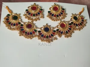 Golden Polki Choker Set, Vibrant Kundan Stones Glowing In Sunlight