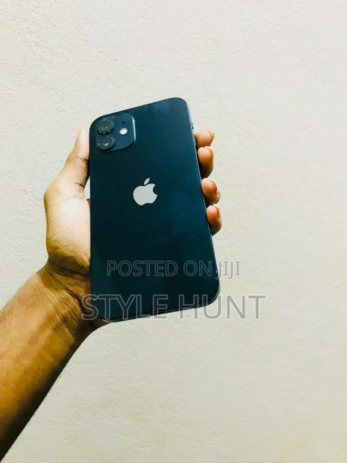 Apple iPhone 12 64 GB Black