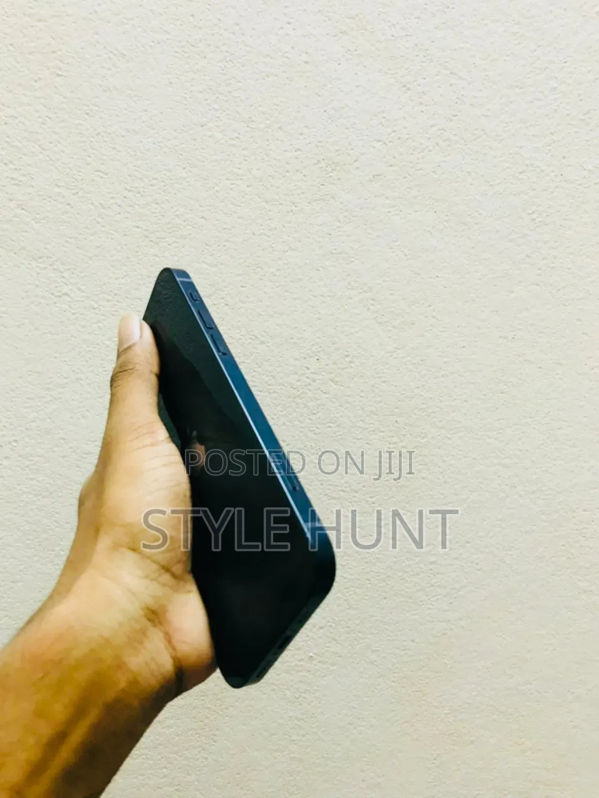 Apple iPhone 12 64 GB Black
