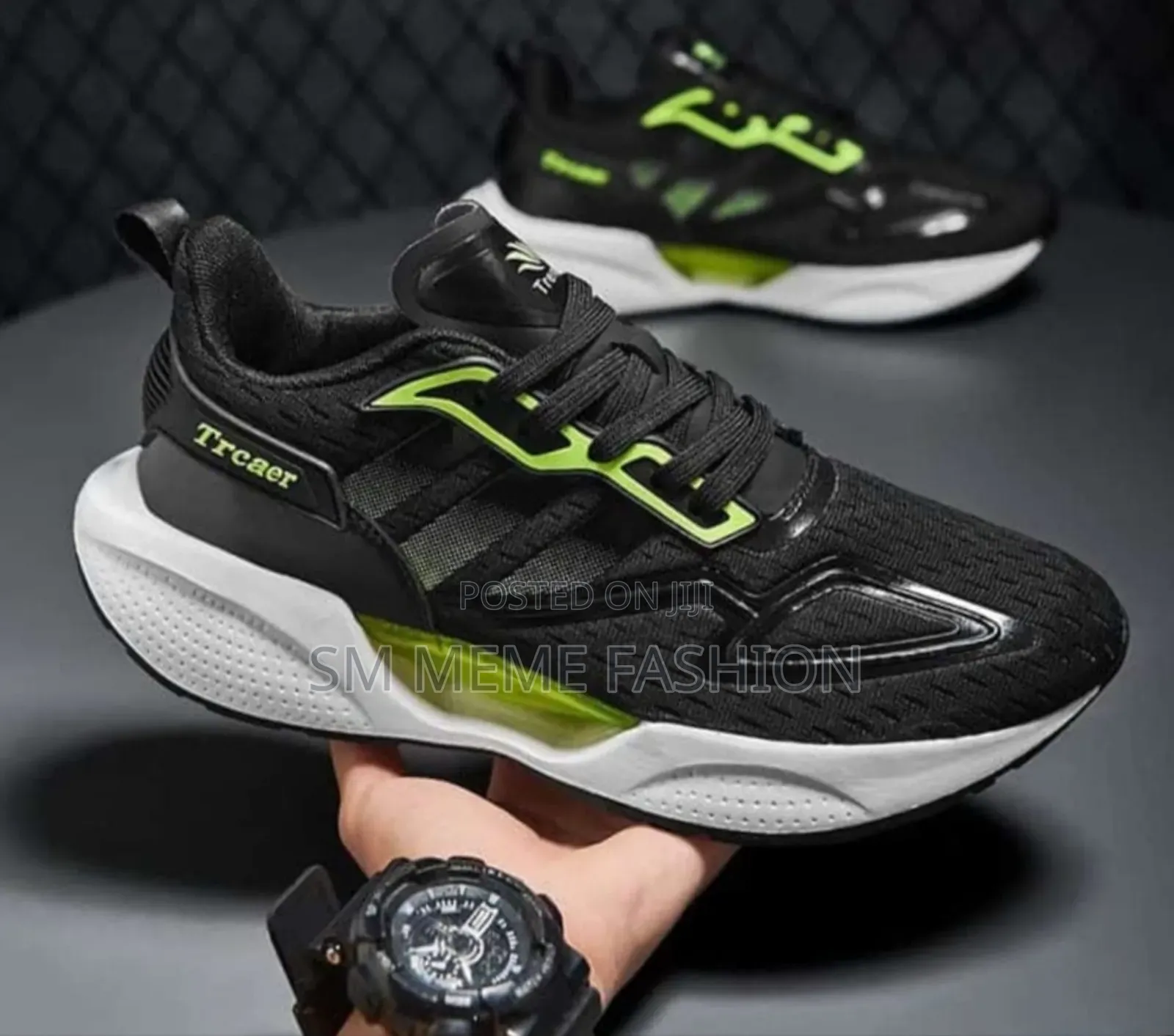 Premium Sports and Casual Sneakers
Key Features: