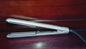 হেয়ার স্ট্রেইটনার মেশিন