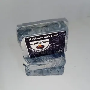 হাতে তৈরি সাবান