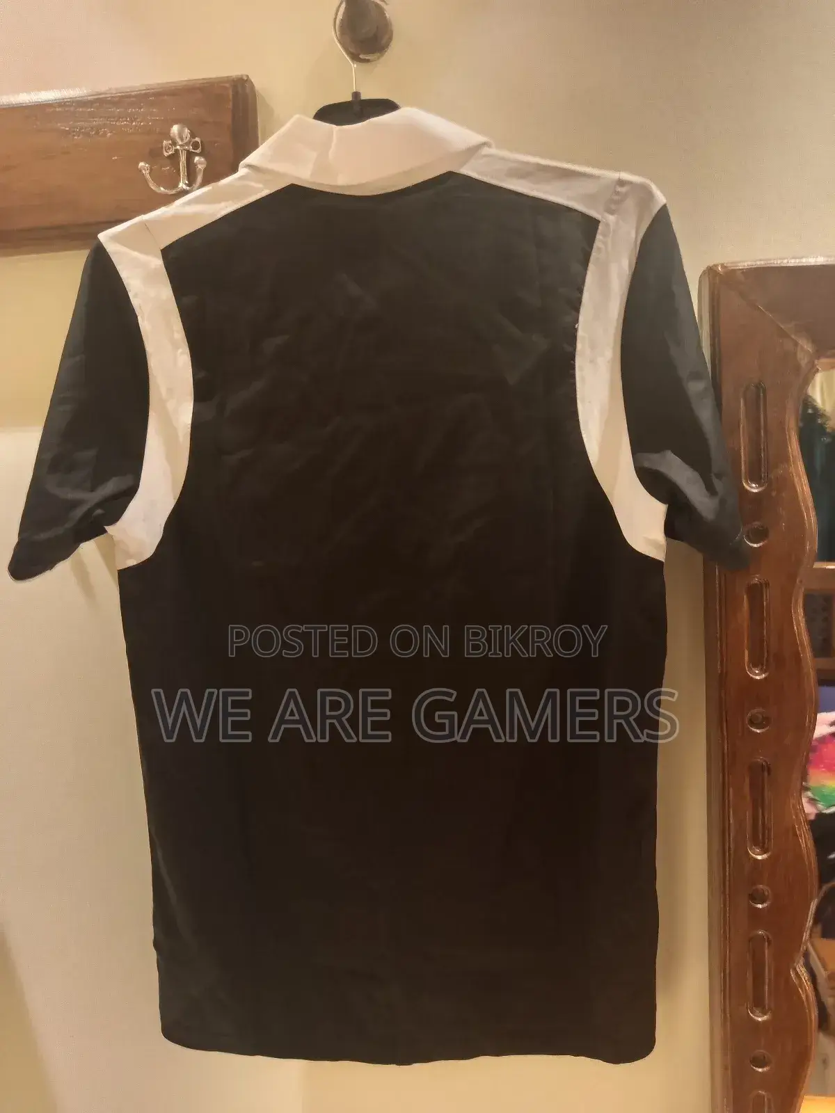 New Premium Zipper Polo T-Shirt for Sale Brand New Size L Price 700