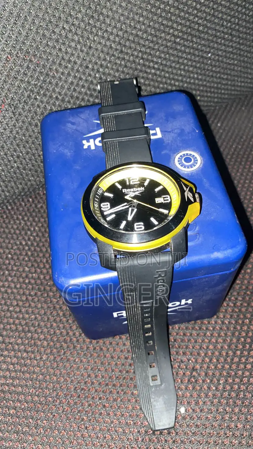 Reebok 3 Pwiw Stylish Strap Watch