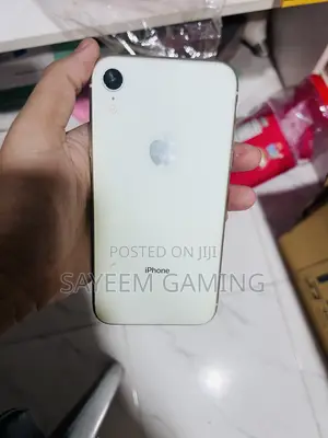 Apple XR 128 GB White