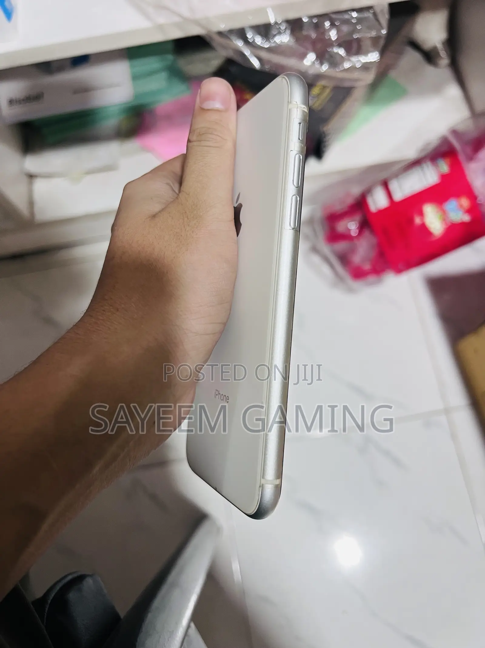 Apple XR 128 GB White