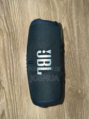 JBL Charge 5