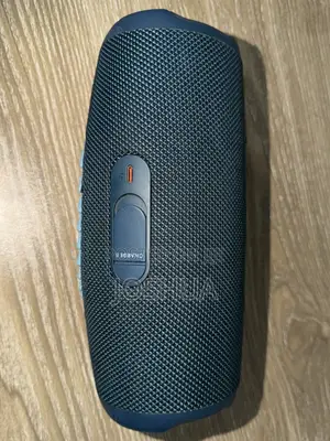 JBL Charge 5