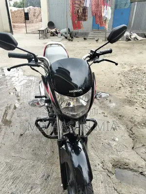 Honda 2025 Black