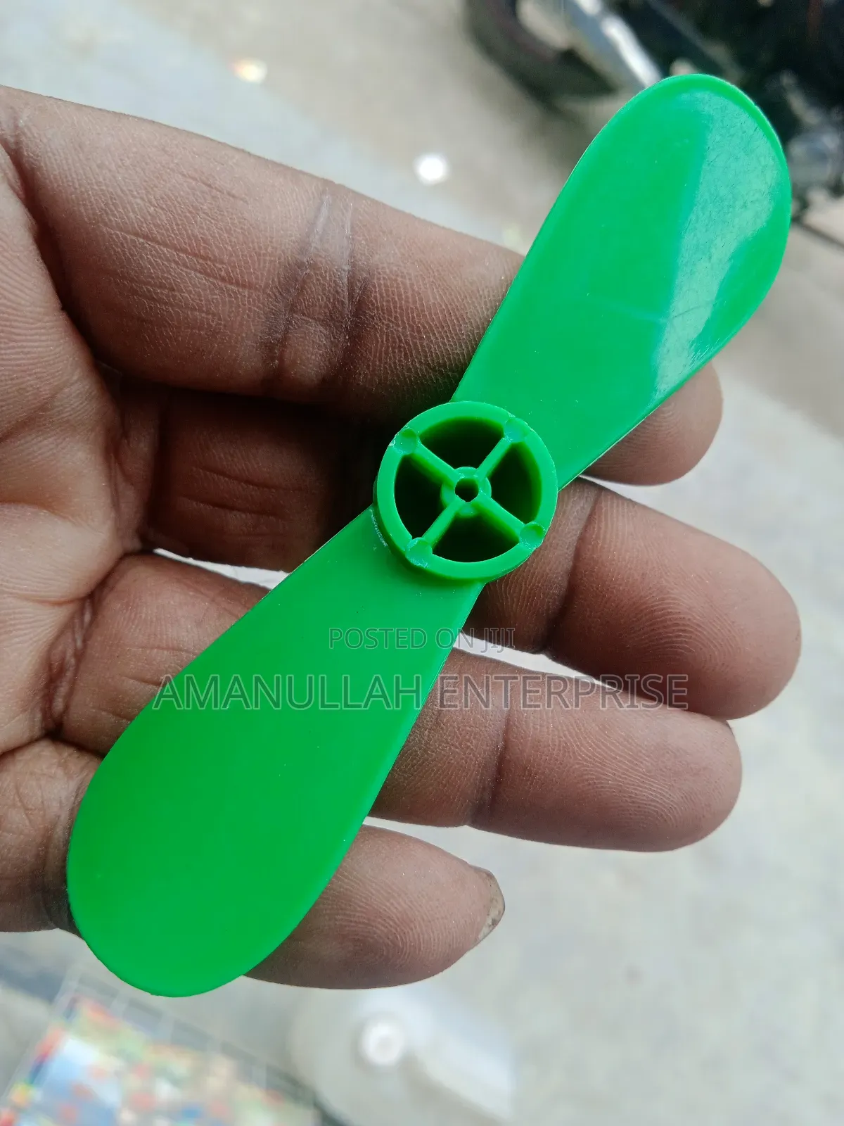 ৩ ভোল্ট থেকে ৫ ভোল্ট মোটরের জন্য ফ্যান ব্লেড বা প্রপেলার (০৭ পিস)