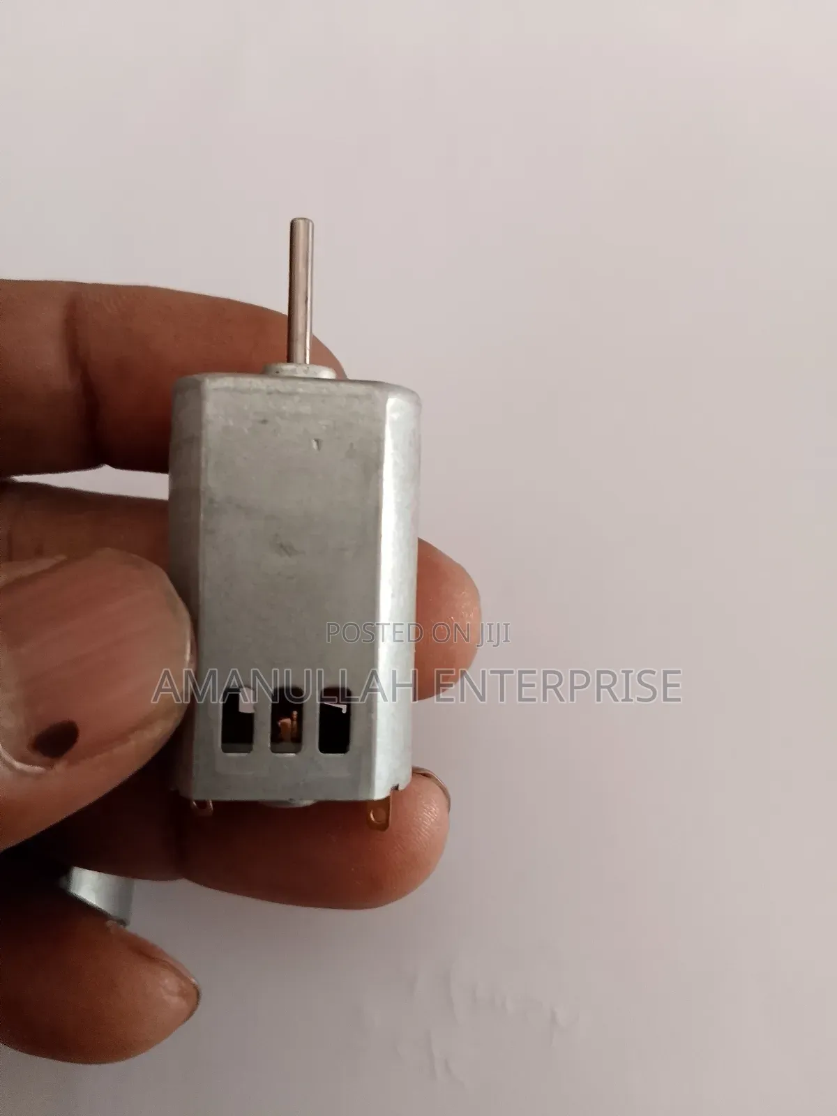 130 Dc Motor 3v-6v High Speed for Diy Robotics | (01 Pcs)