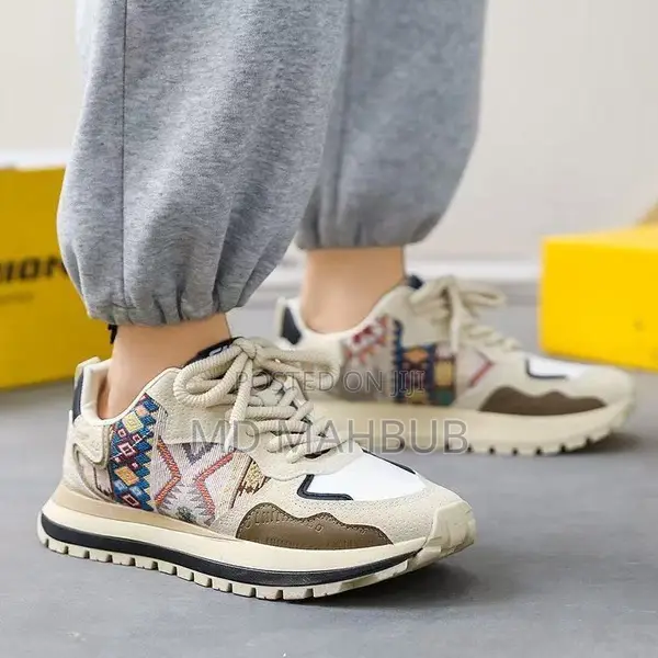 Spring and Autumn New Men's Shoes Trbottomy Fashion Printed Embroidere