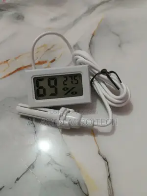 Digital Temperature Humidity Meter With Sensor