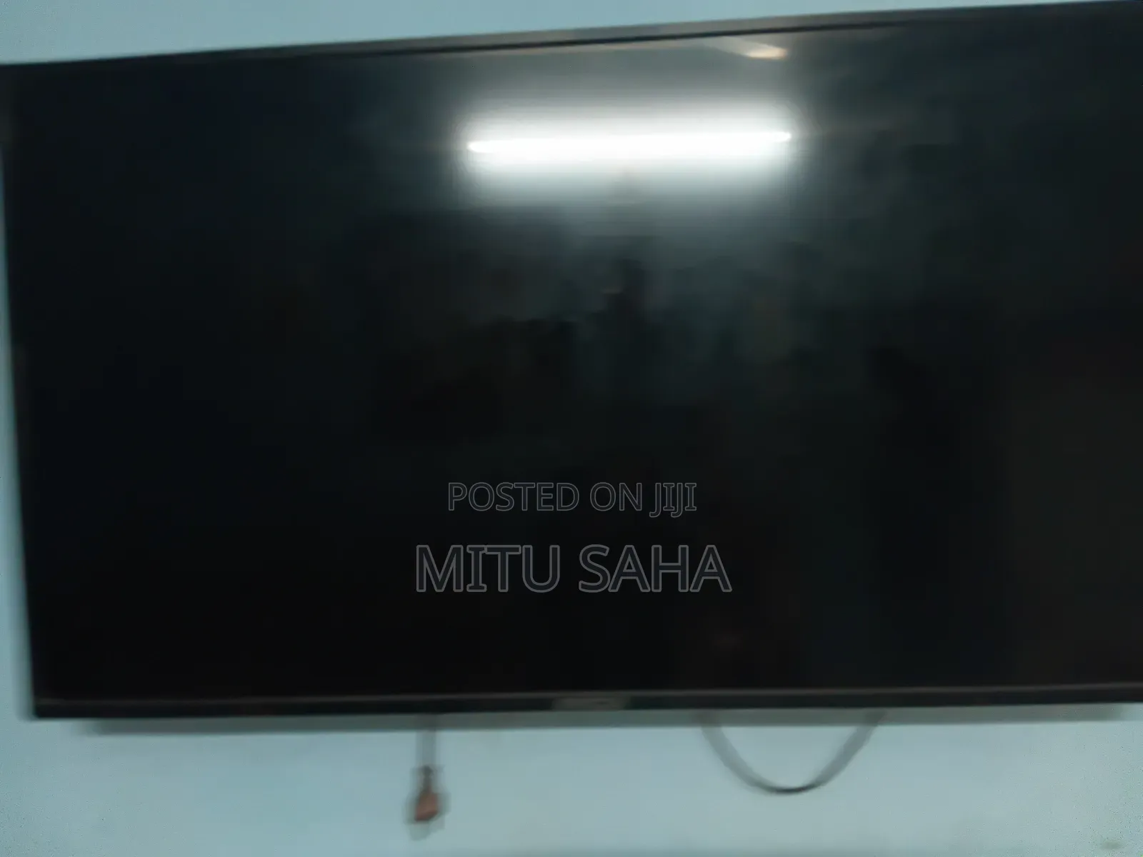Tv in 42inch and Nice